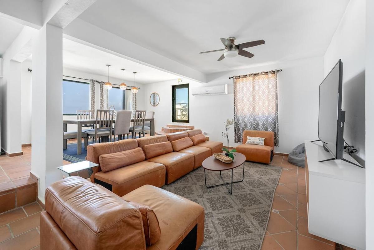 4 Bedroom Kikita Beach Villa Oceanfront W Pool Dorado Bagian luar foto
