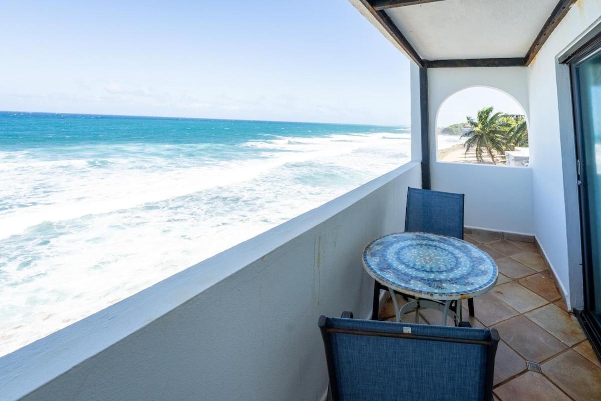 4 Bedroom Kikita Beach Villa Oceanfront W Pool Dorado Bagian luar foto
