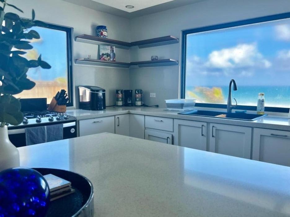 4 Bedroom Kikita Beach Villa Oceanfront W Pool Dorado Bagian luar foto